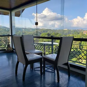Apartamento Flat Duplex Com Excelente Vista A 1,2 Km Capivari, Campos do Jordão